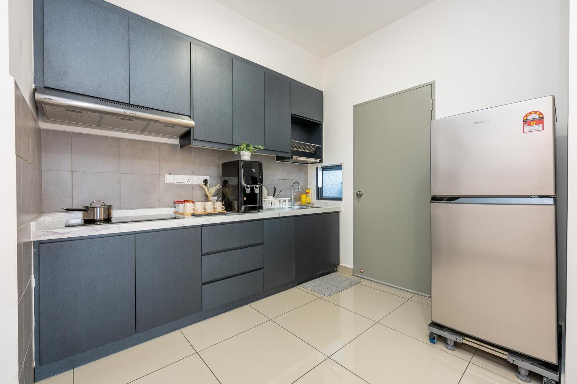 M Vertica Near Sunway Velocity By Gl Staycation Apartment