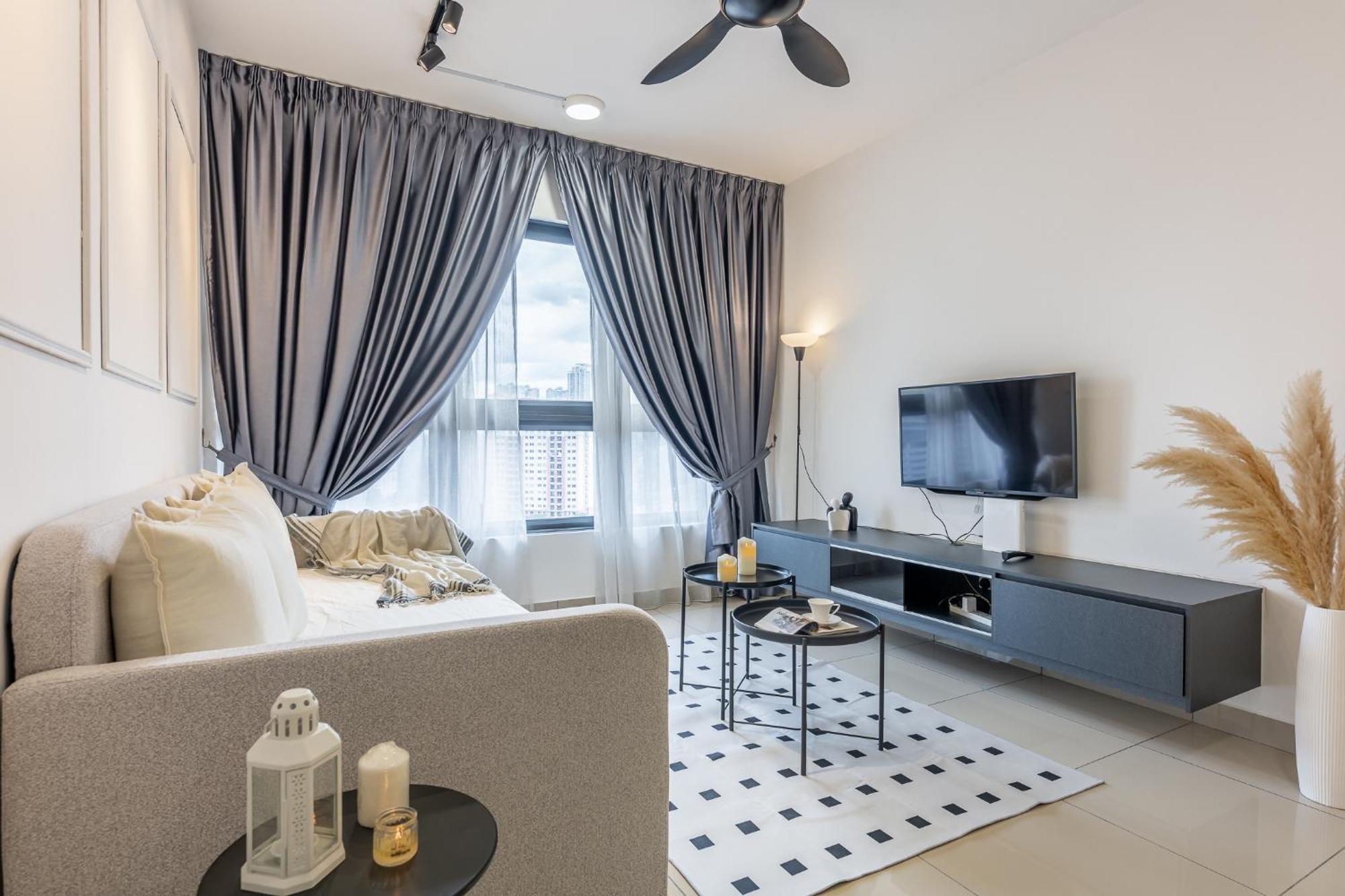 M Vertica Near Sunway Velocity By Gl Staycation Apartment