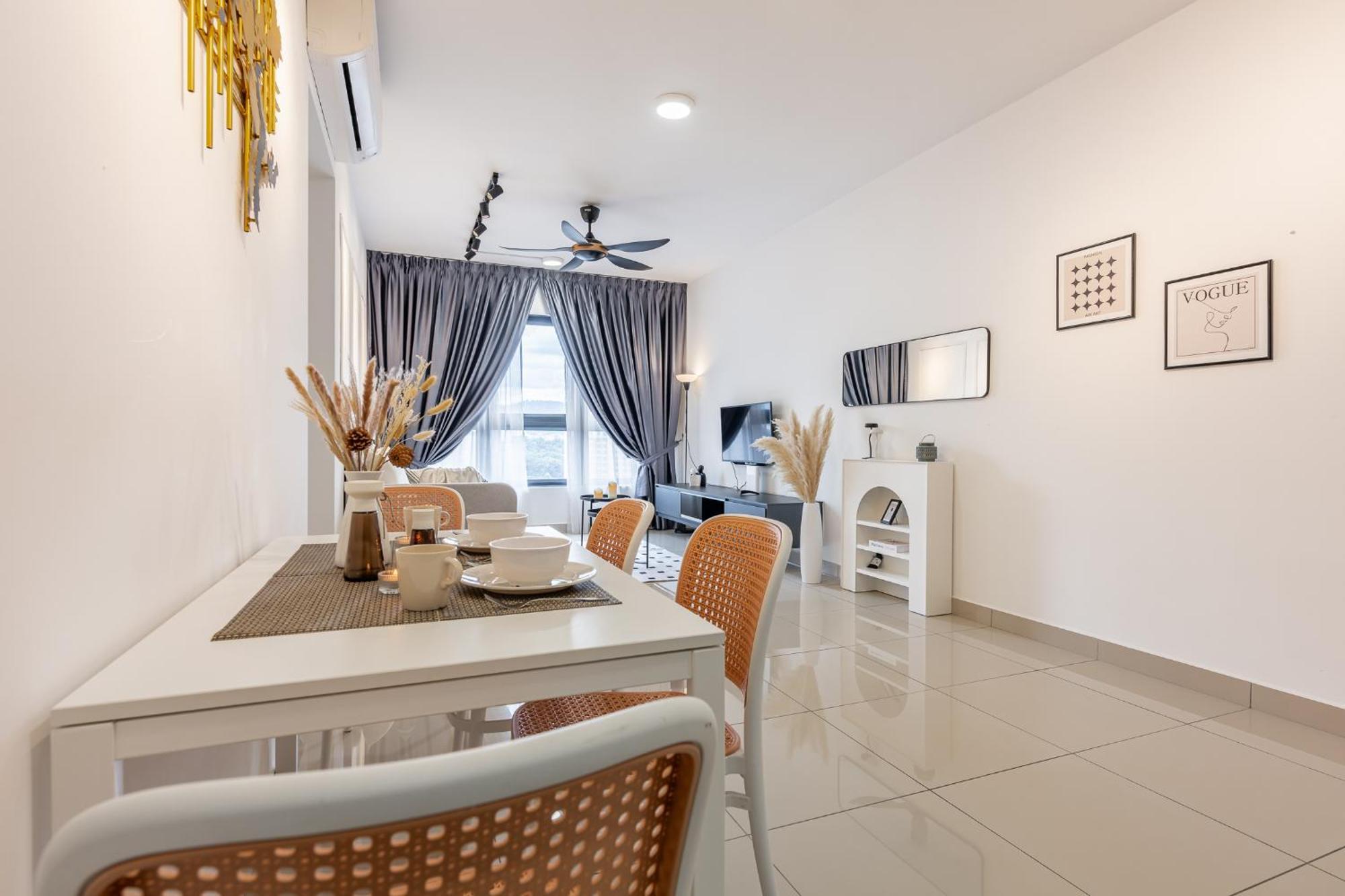 Apartment M Vertica Near Sunway Velocity By Gl Staycation