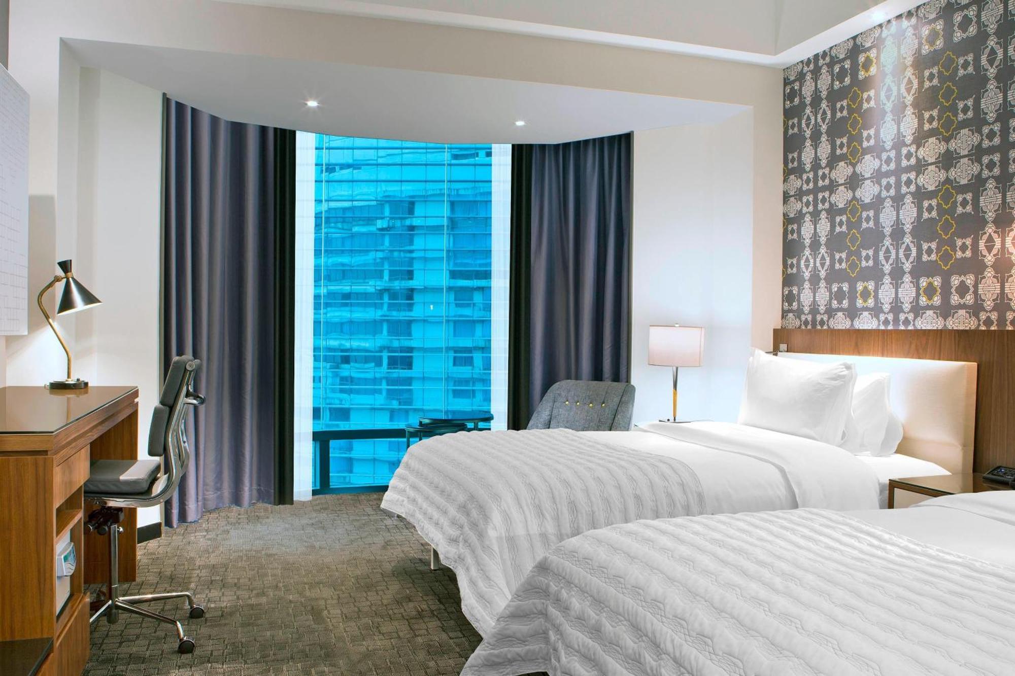 Le Meridien 5*