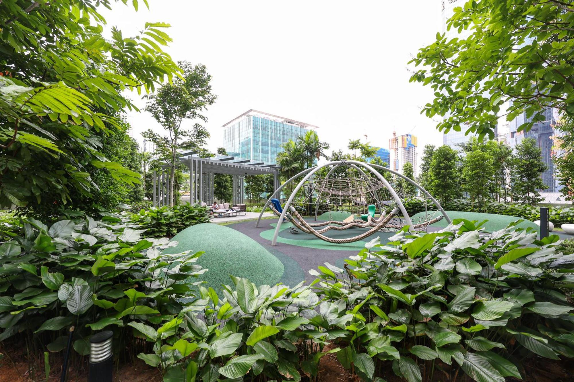Agile Near Trx And Pavilion By Molly *