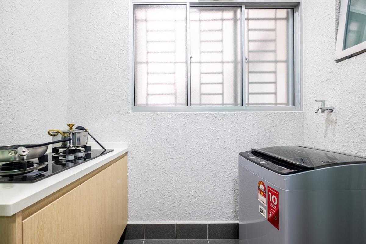 New! Vibes Rc 5min To Mrt & Hukm Apartment *