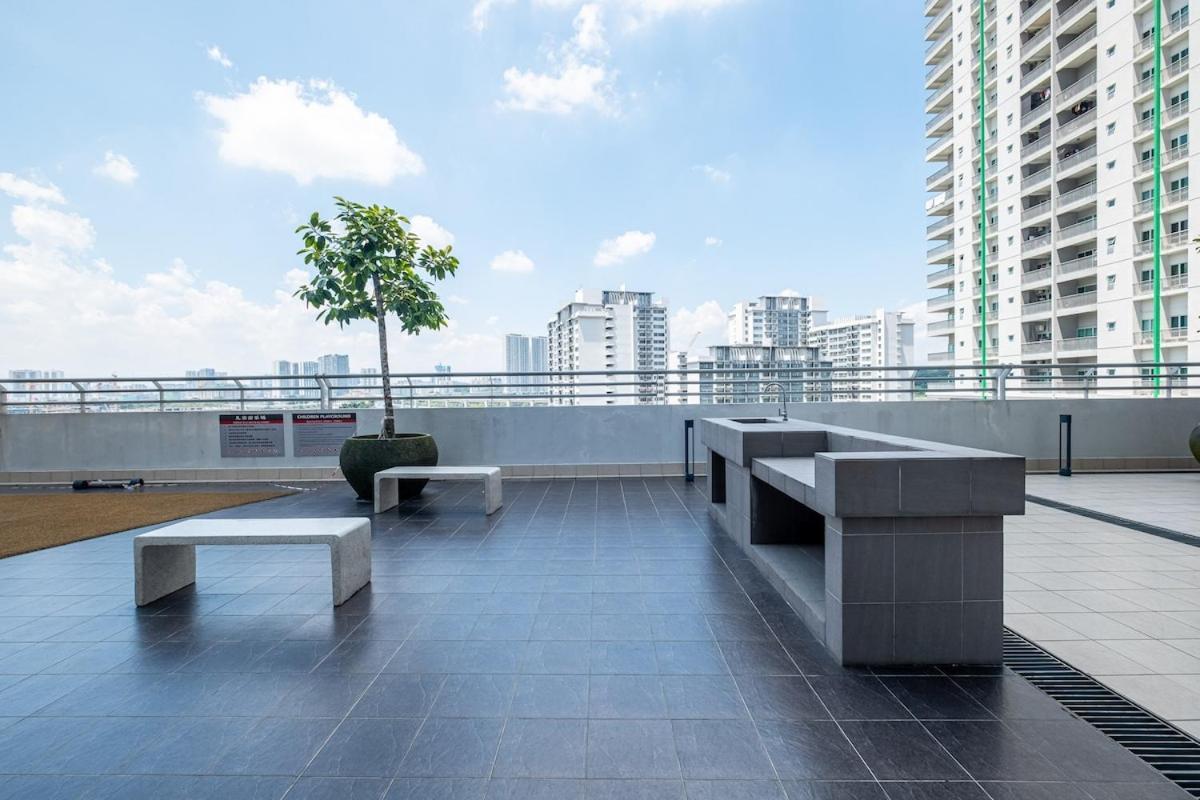 Apartment New! Vibes Rc 5min To Mrt & Hukm Kuala Lumpur