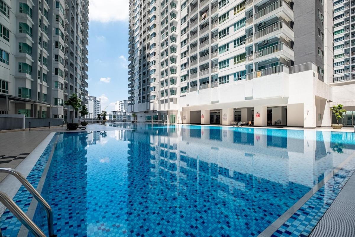 New! Vibes Rc 5min To Mrt & Hukm Apartment Kuala Lumpur