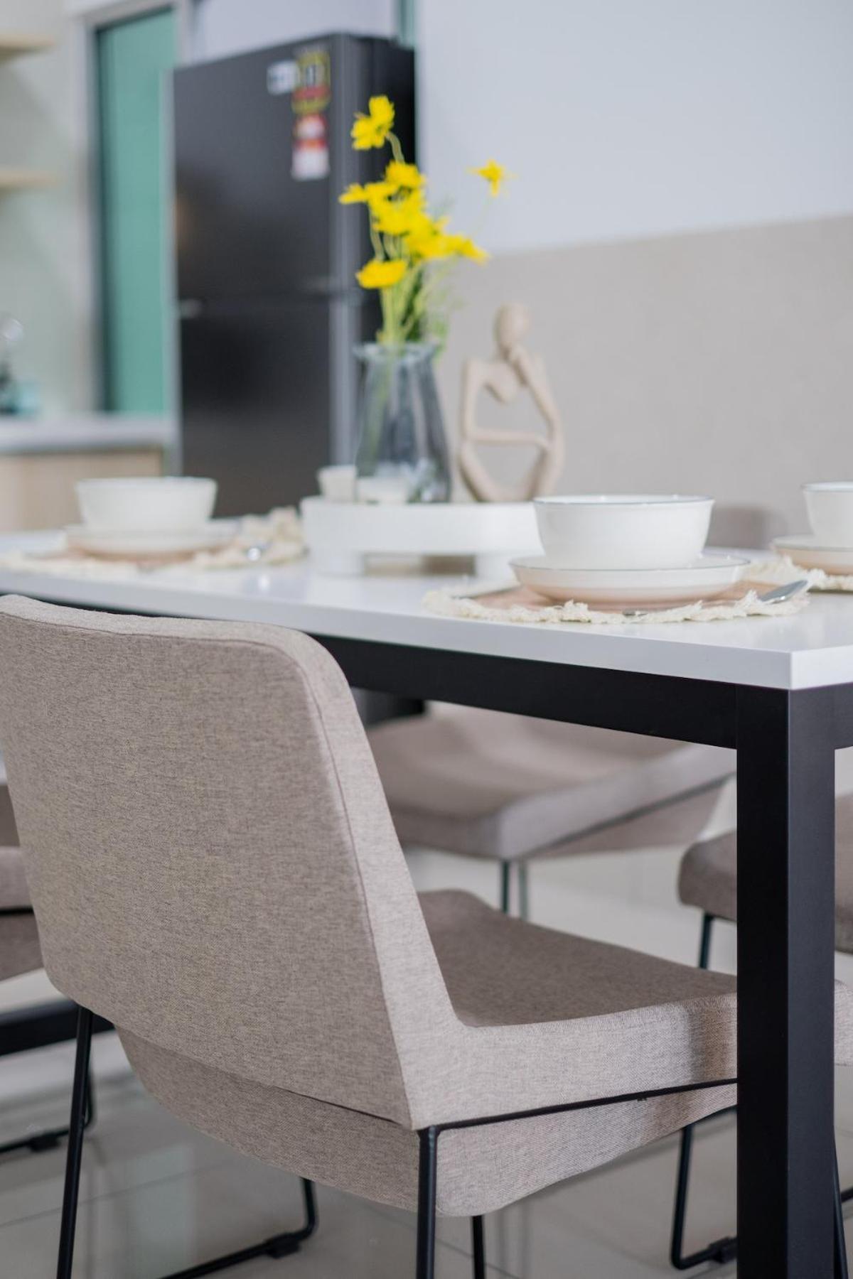 New! Vibes Rc 5min To Mrt & Hukm Apartment