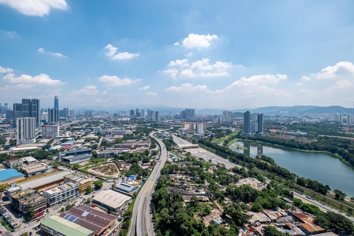 Apartment New! Vibes Rc 5min To Mrt & Hukm