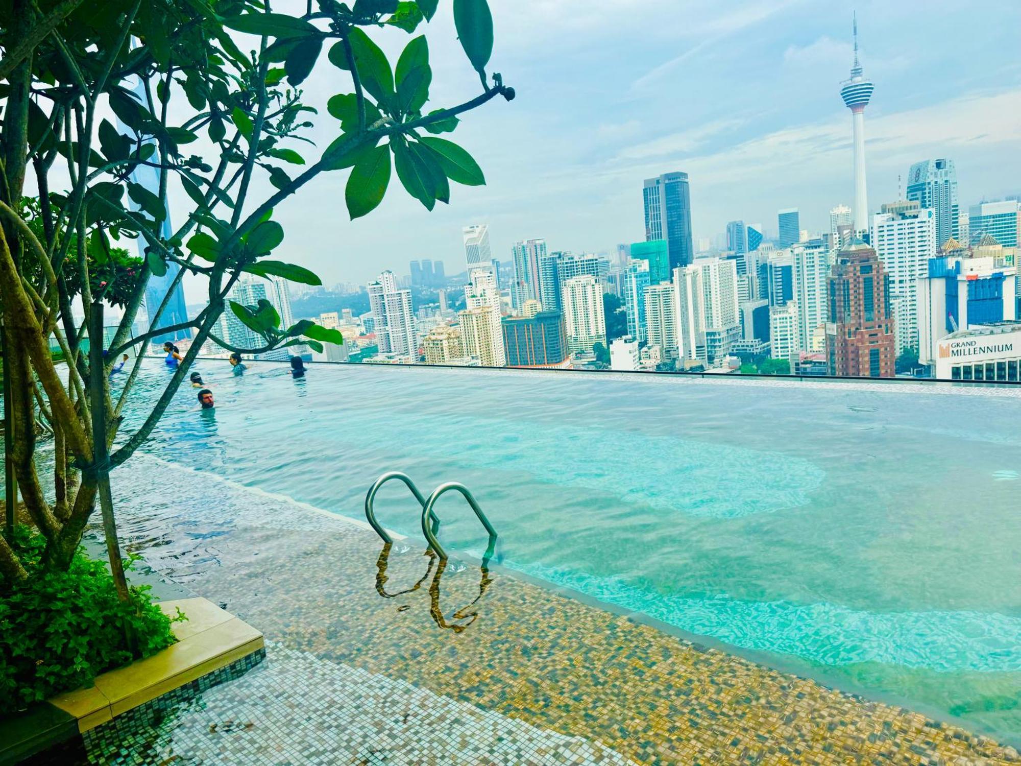 Hotel Luxury Axon Pavilion