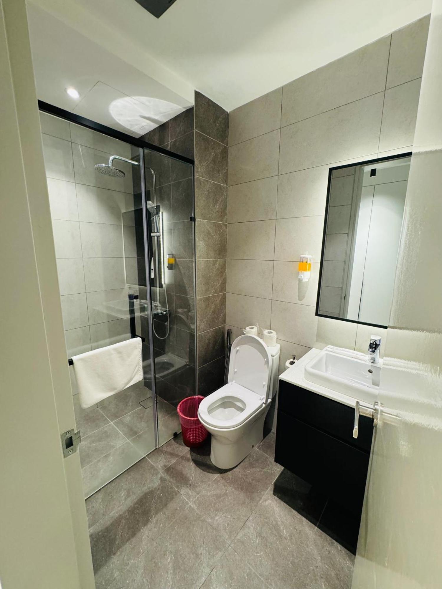 Luxury Axon Pavilion 5* Kuala Lumpur