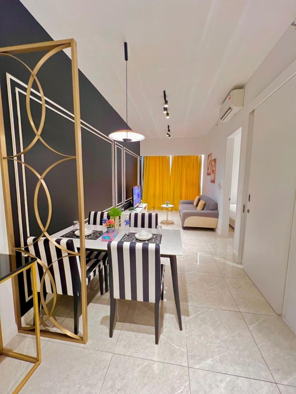 Luxury Axon Pavilion