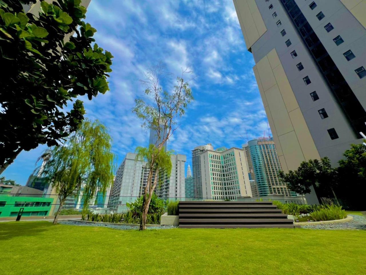 Luxury Axon Pavilion 5*