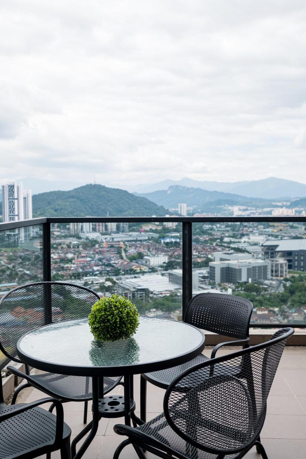 Luxury Penthouse Astoria 2floor 11pax 4br Kidspool Apartment Kuala Lumpur