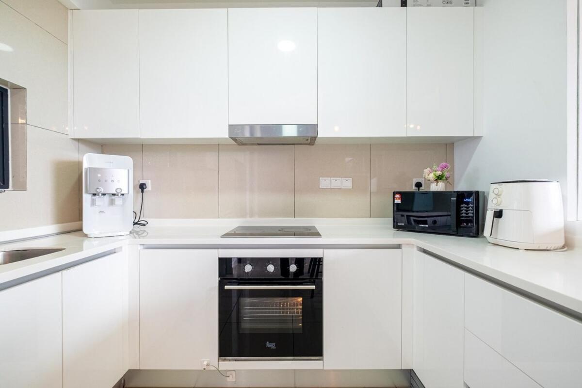Luxury Penthouse Astoria 2floor 11pax 4br Kidspool Apartment