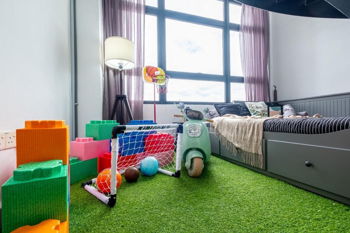 Apartment Luxury Penthouse Astoria 2floor 11pax 4br Kidspool *