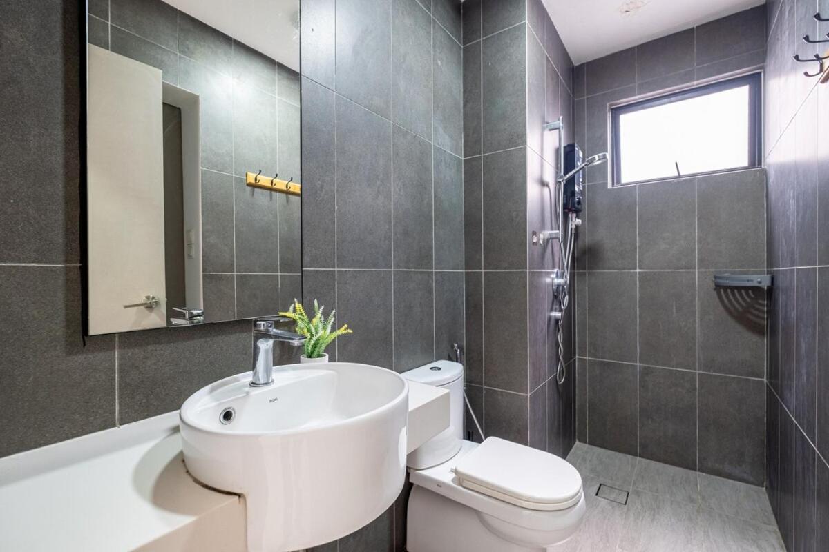 Luxury Penthouse Astoria 2floor 11pax 4br Kidspool Apartment *
