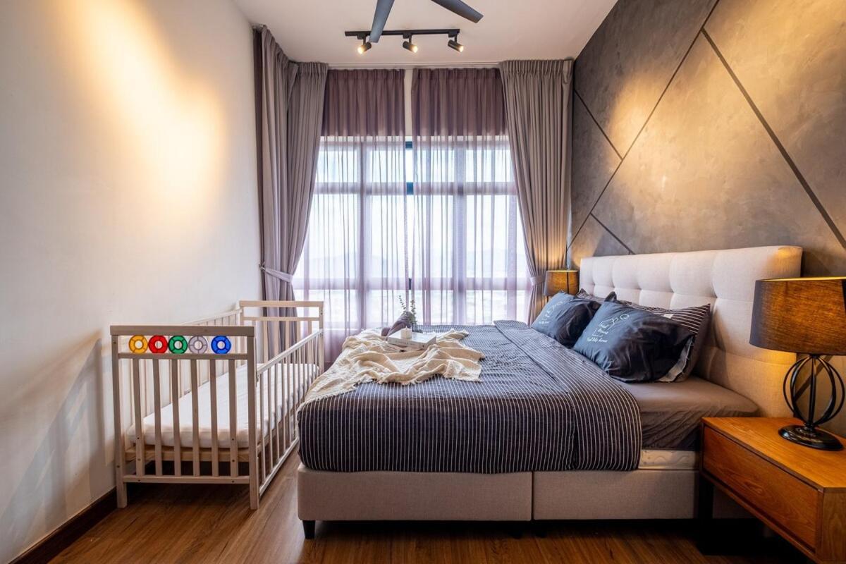 Apartment Luxury Penthouse Astoria 2floor 11pax 4br Kidspool Kuala Lumpur