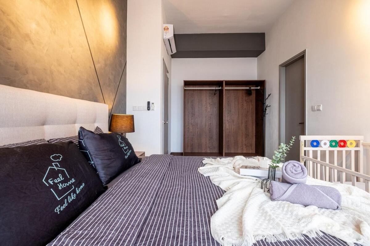 Luxury Penthouse Astoria 2floor 11pax 4br Kidspool Apartment *