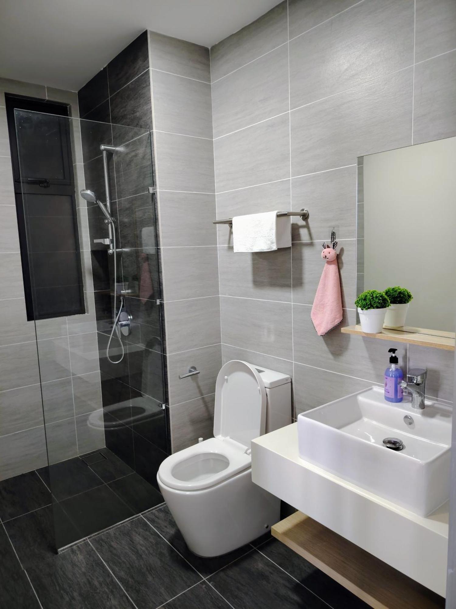 Trion By Luxe Apartment