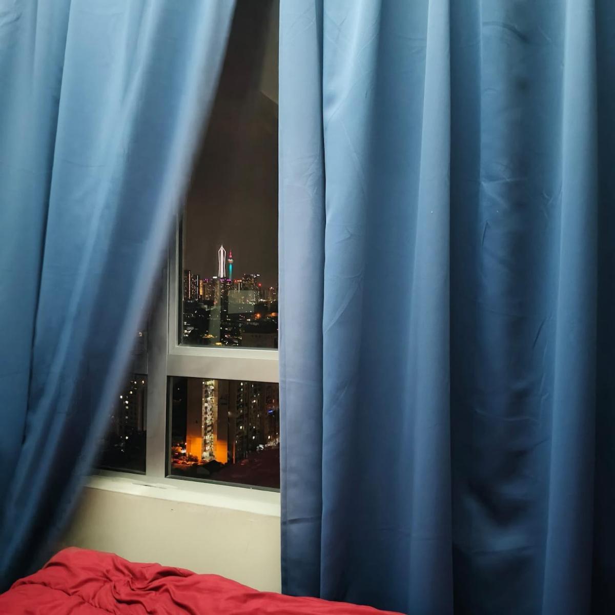 One Bedroom At Apartment *