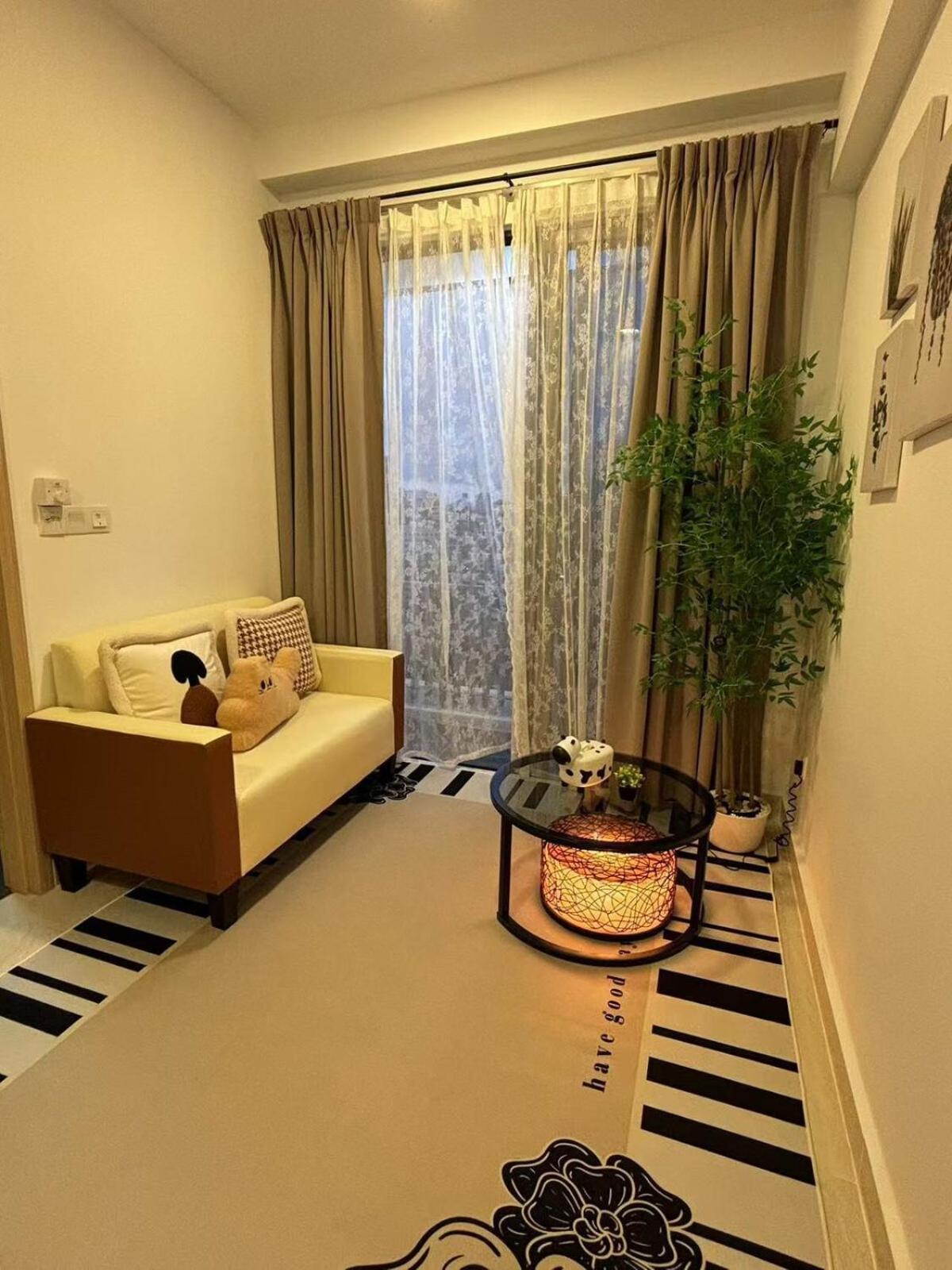 Premium Cozy Rooftop Pool Klcc-1080hd Movie Apartment *