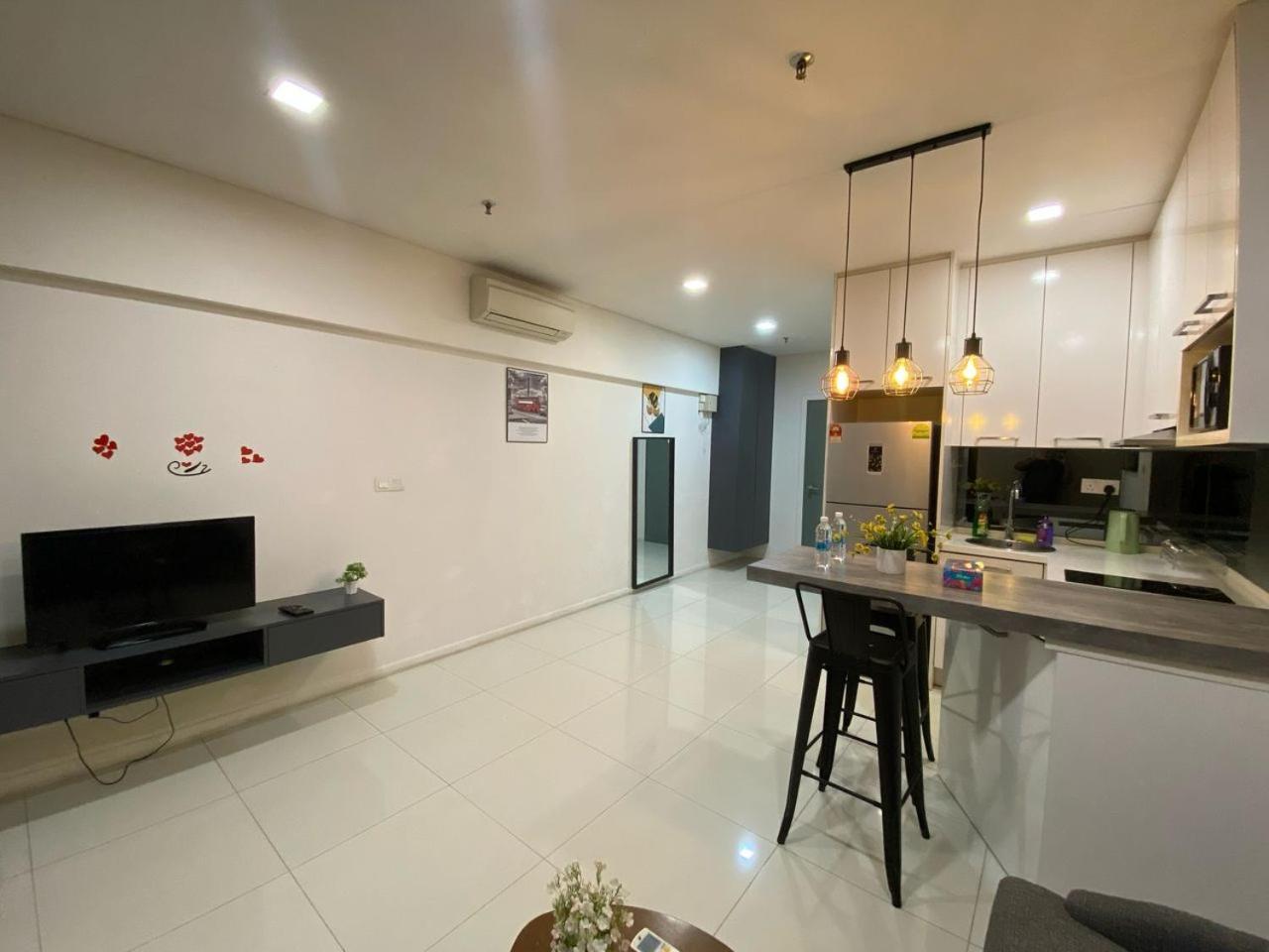 Apartment Summer Luxury By Classy