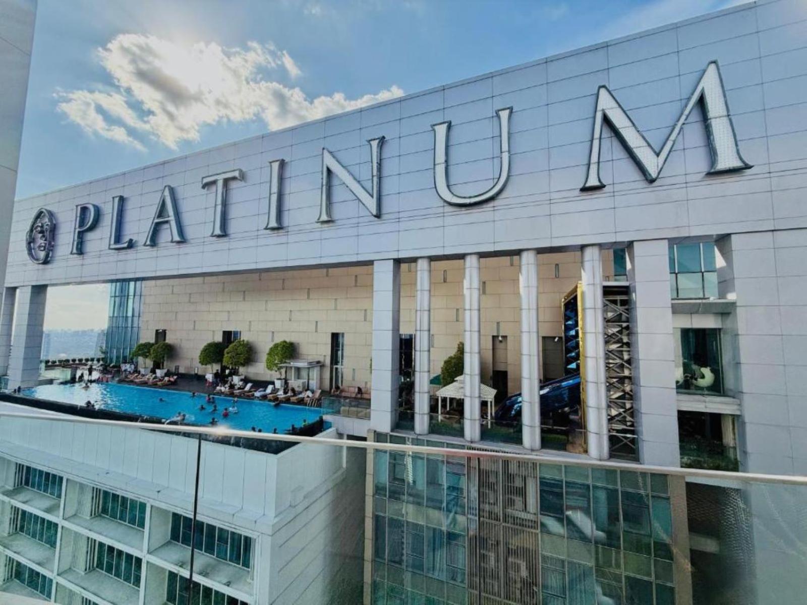 The Platinum Klcc By Sky Pool * Kuala Lumpur