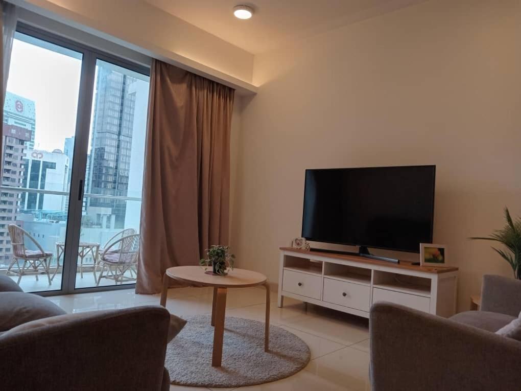 Luxury Balcony Suites- *