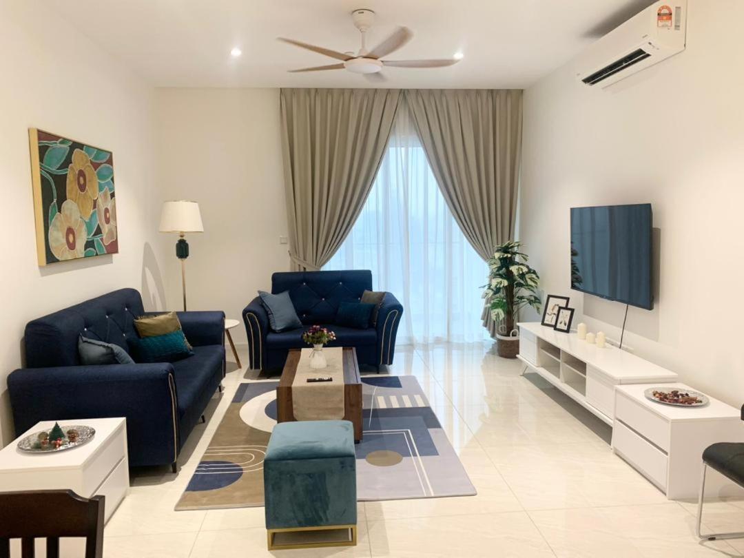 Luxury At Quill Residences Apartment *