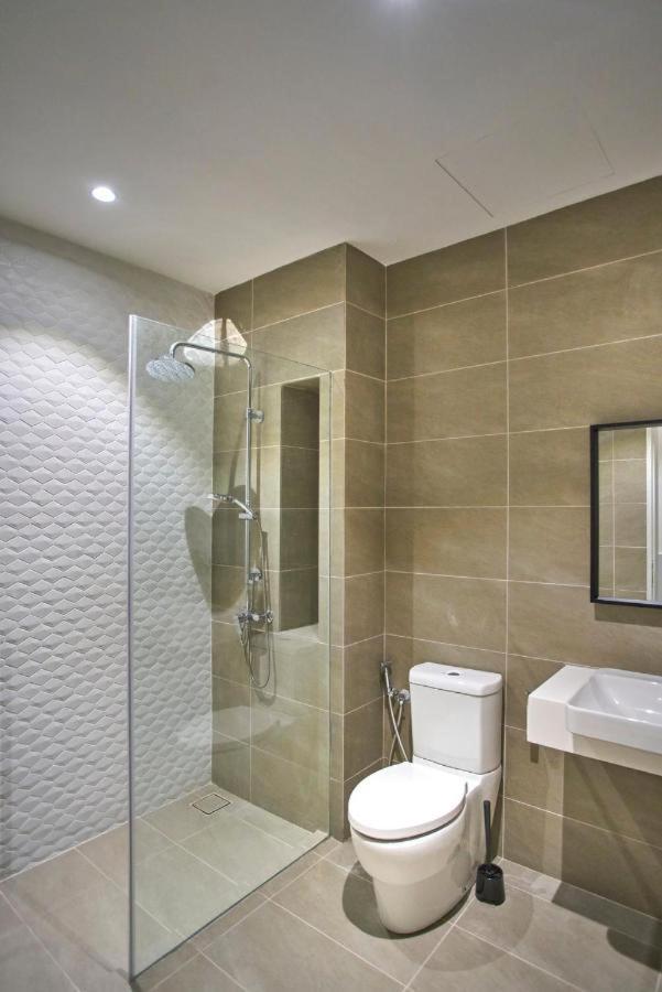 Luxury At Quill Residences