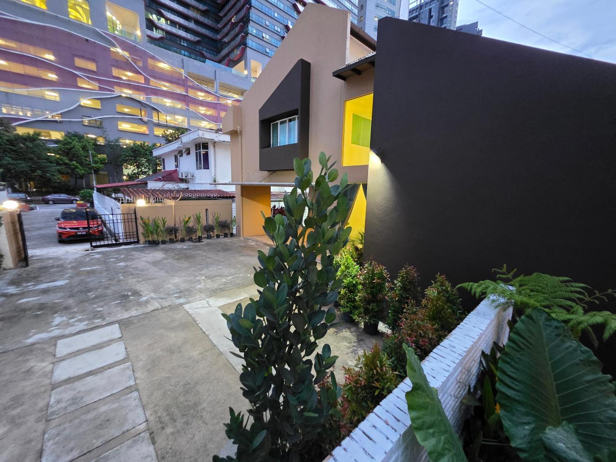 Perkasa Bunglow , Jalan Ampang * Kuala Lumpur