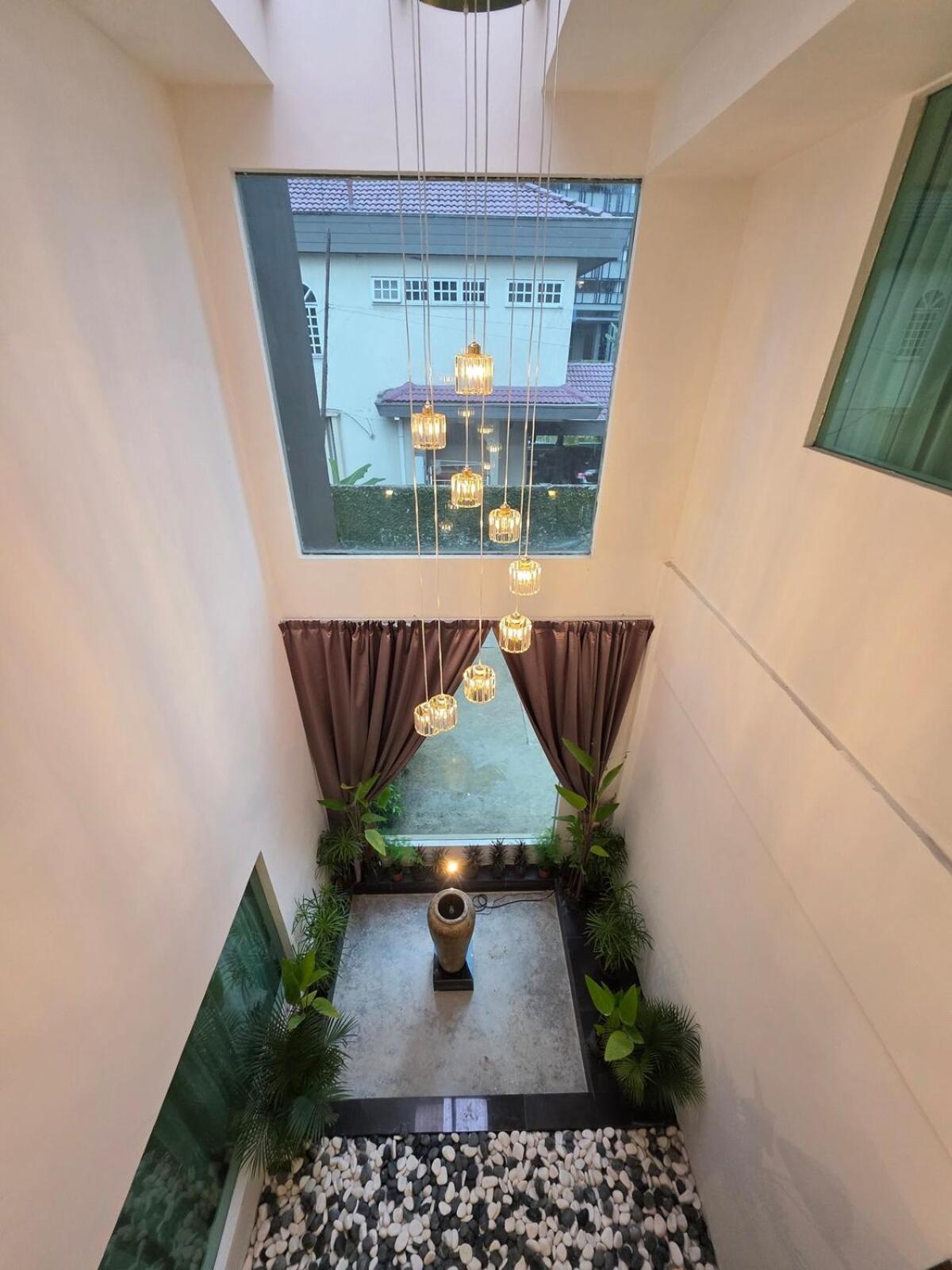 Perkasa Bunglow , Jalan Ampang Villa Kuala Lumpur