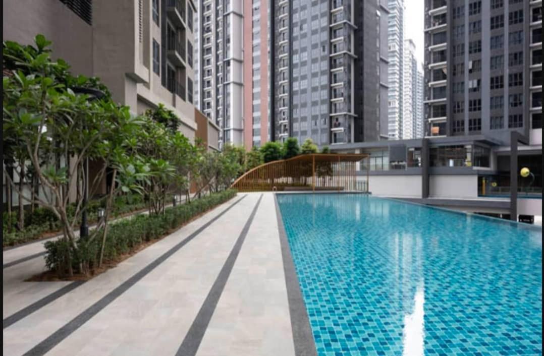 Apartment Sunway Velocity Ii Tower C&d By The Conts *