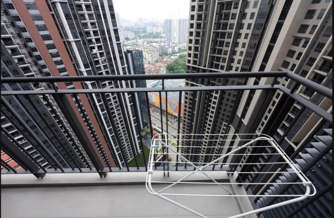 Apartment Sunway Velocity Ii Tower C&d By The Conts Kuala Lumpur