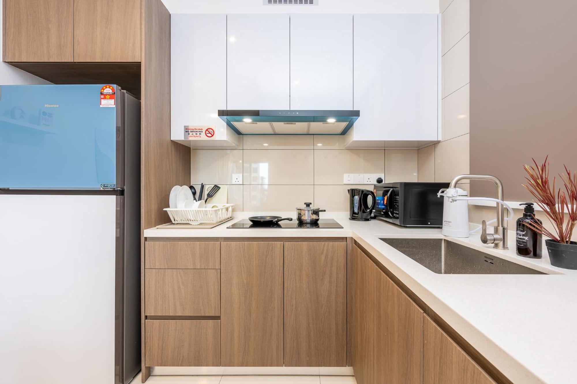 Apartment Sunway Velocity Ii Tower C&d By The Conts