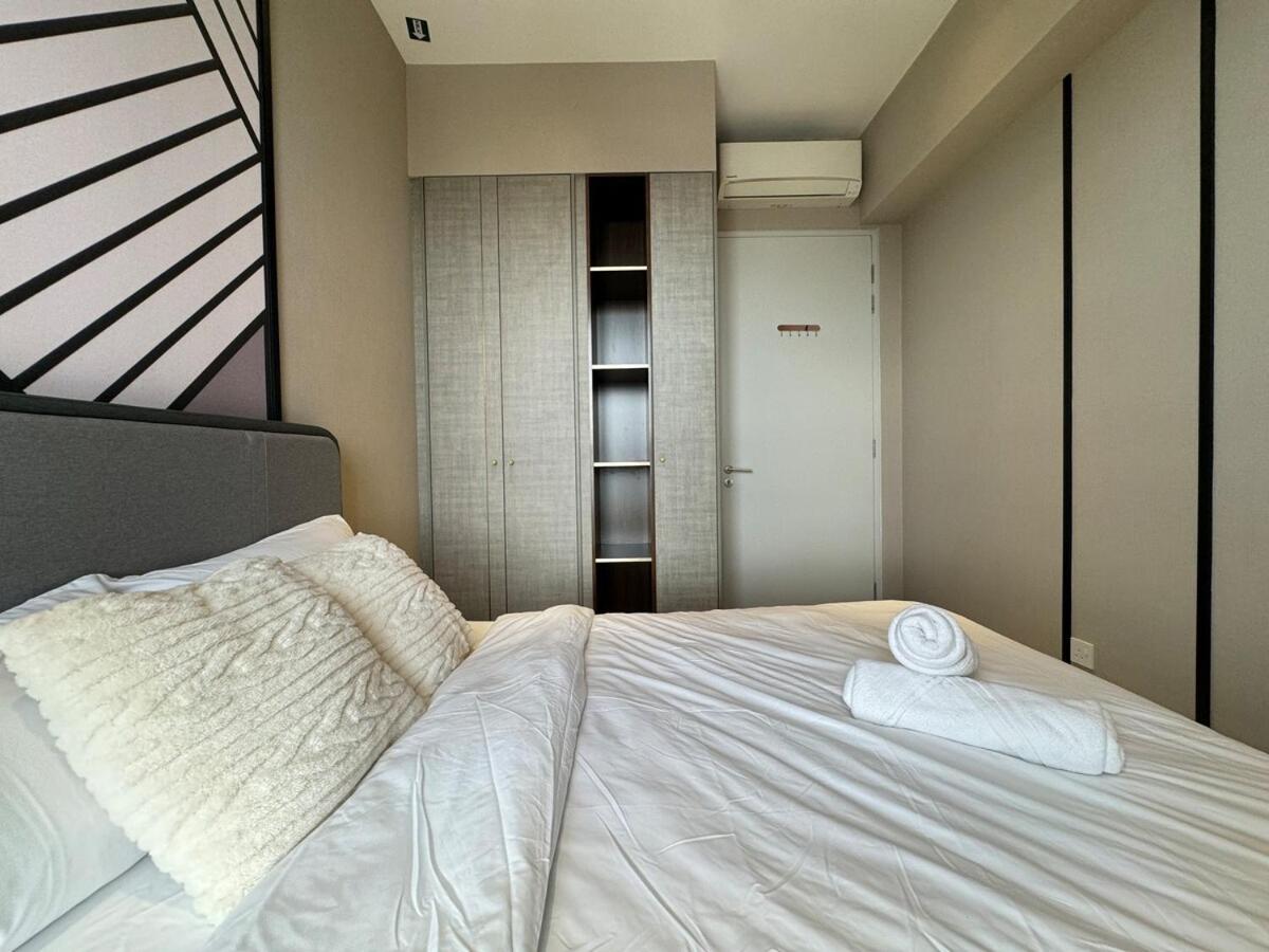 Millerz Square Apartment *