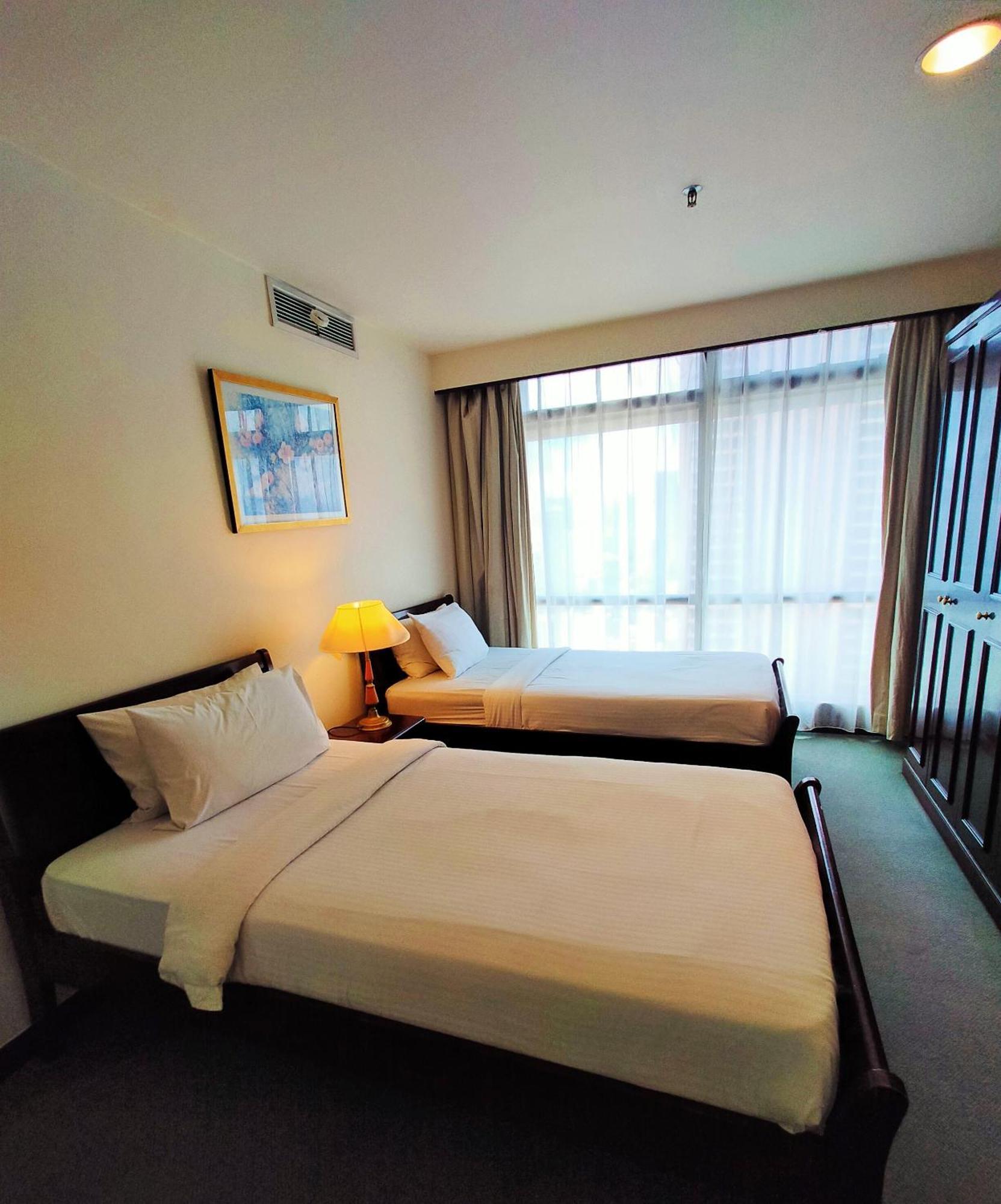 Glory At Berjaya Times Square Apartment *