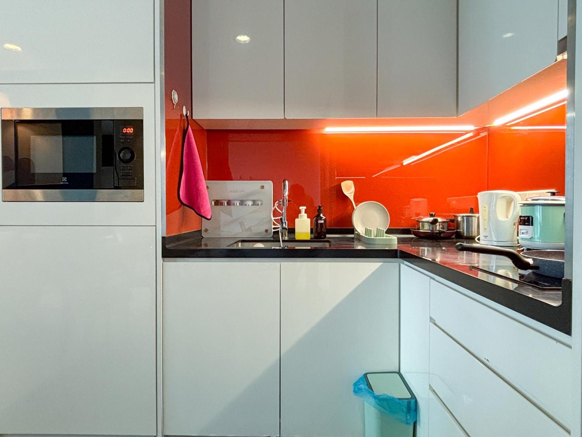 Apartment Arcoris Mont Kiara Facehome Kuala Lumpur