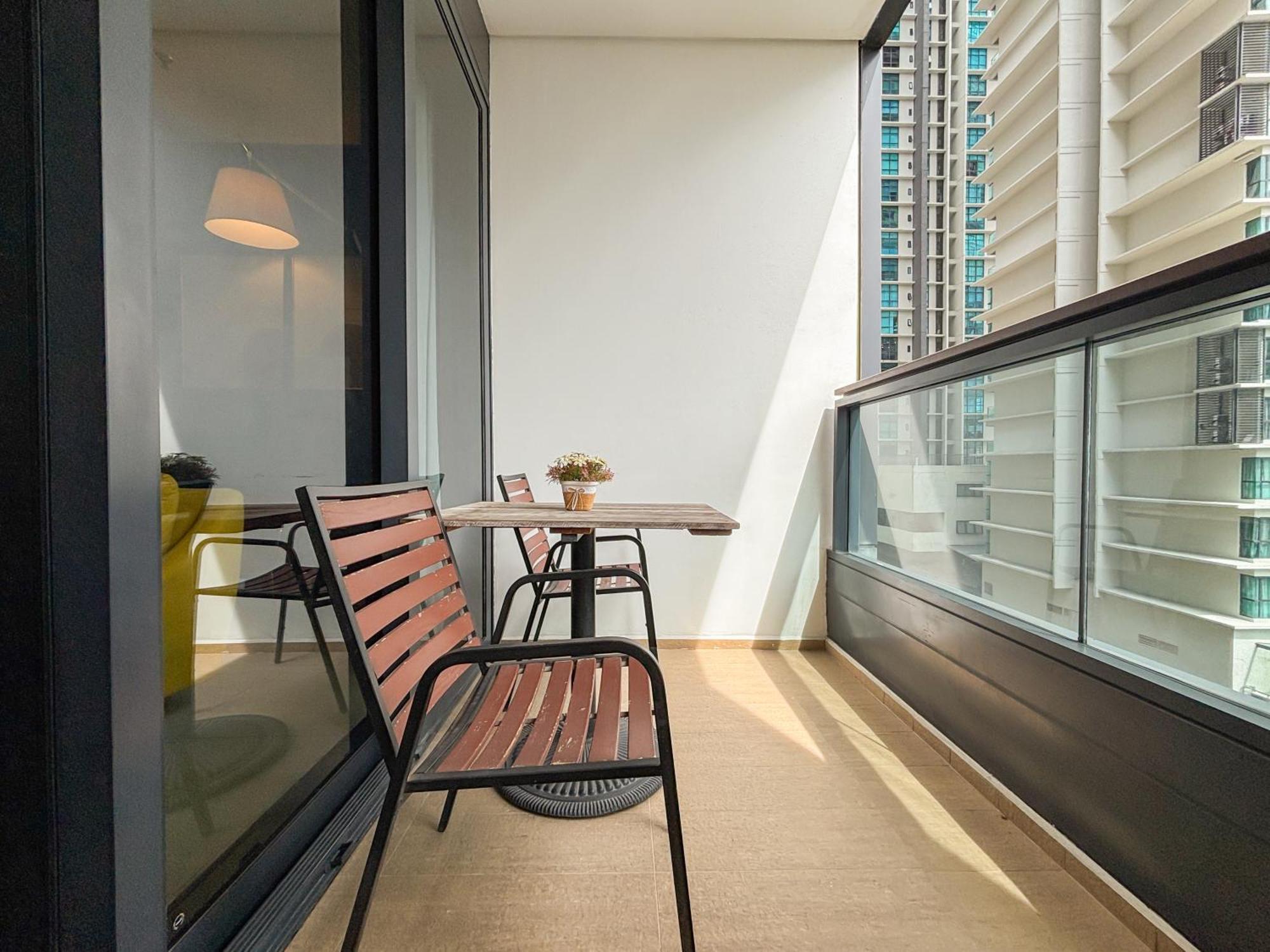 Arcoris Mont Kiara Facehome * Kuala Lumpur