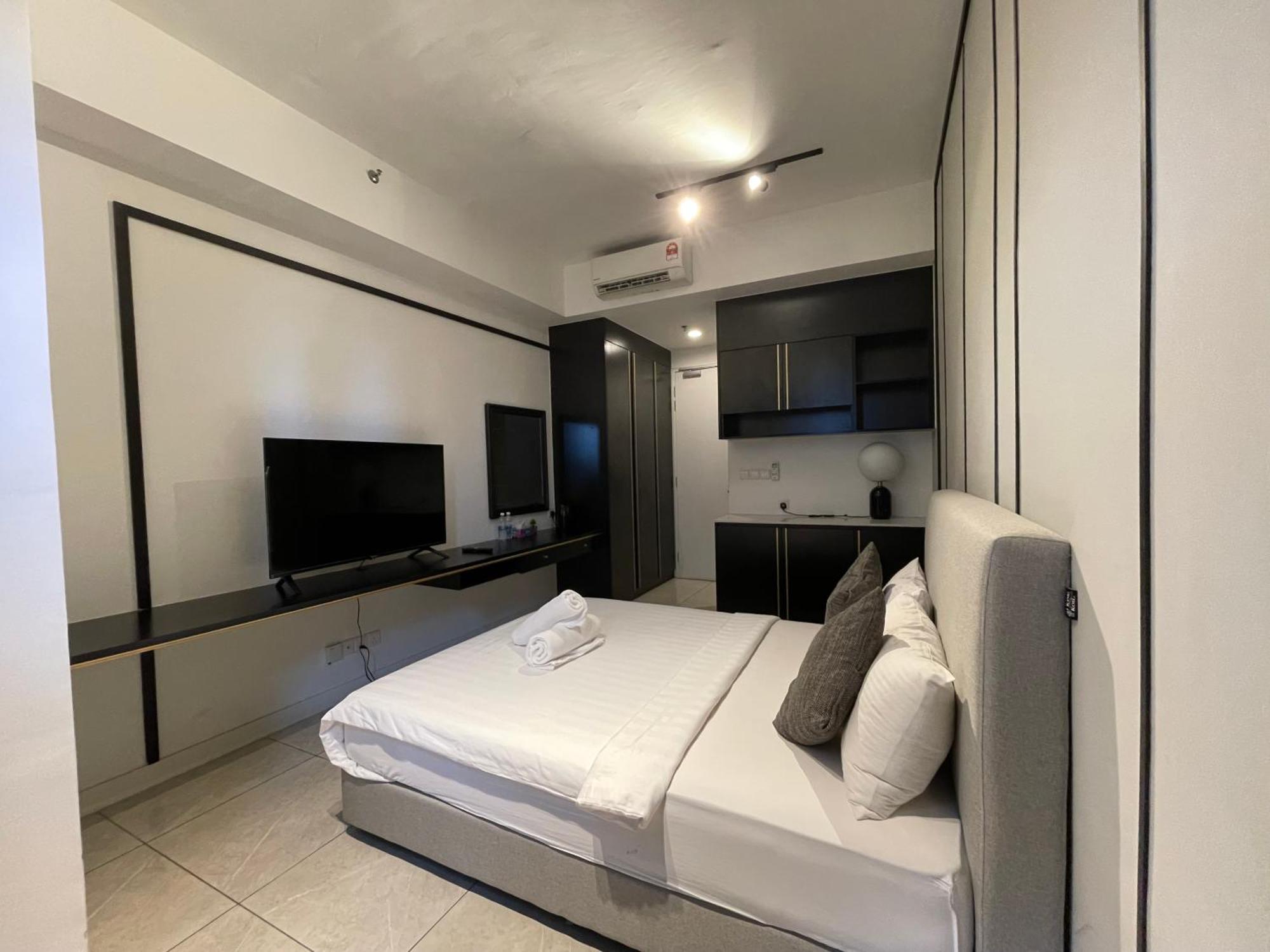 Axon Pavilion Apartment