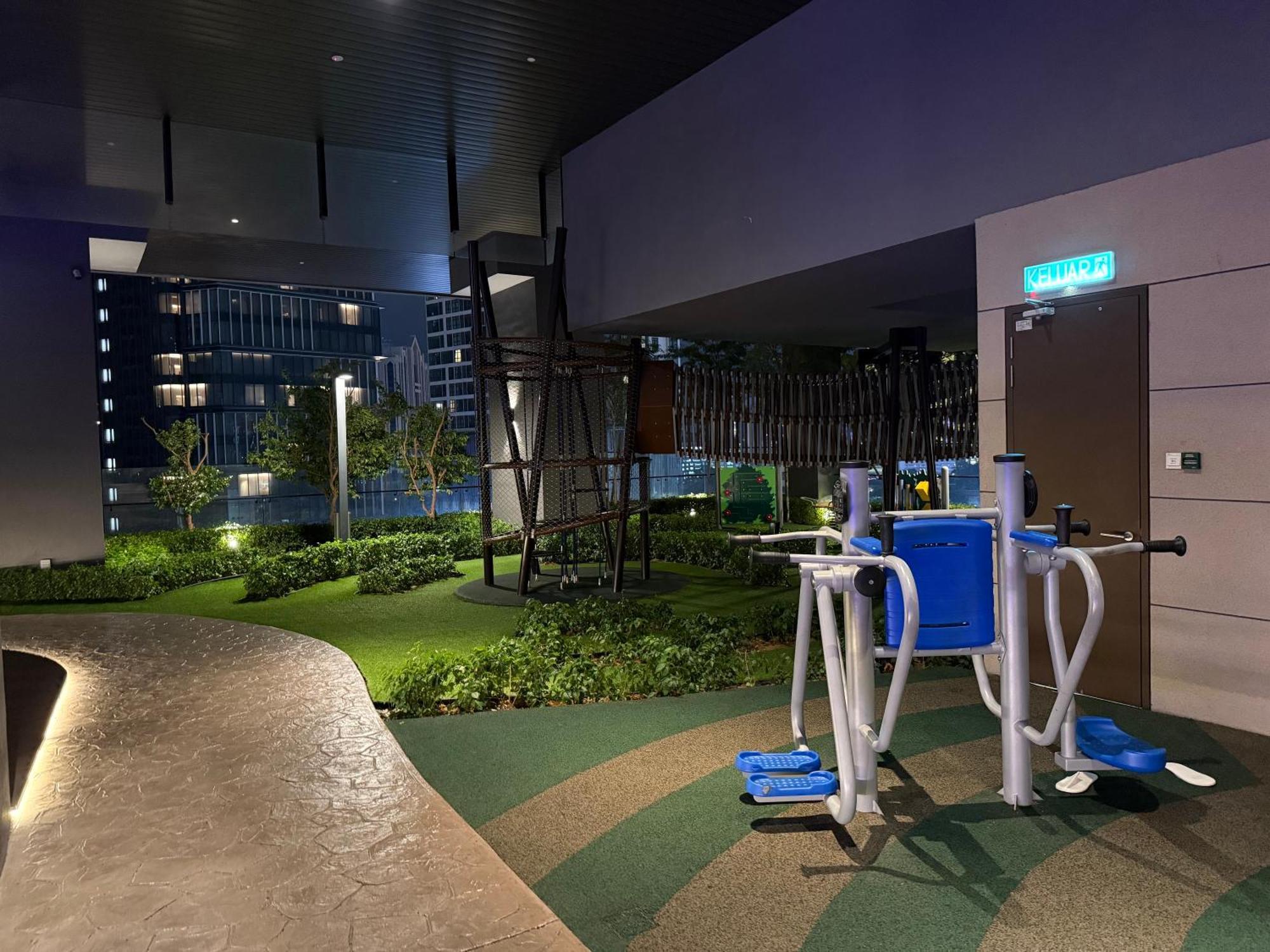 Axon Bukit Bintang By Taheeens Kuala Lumpur