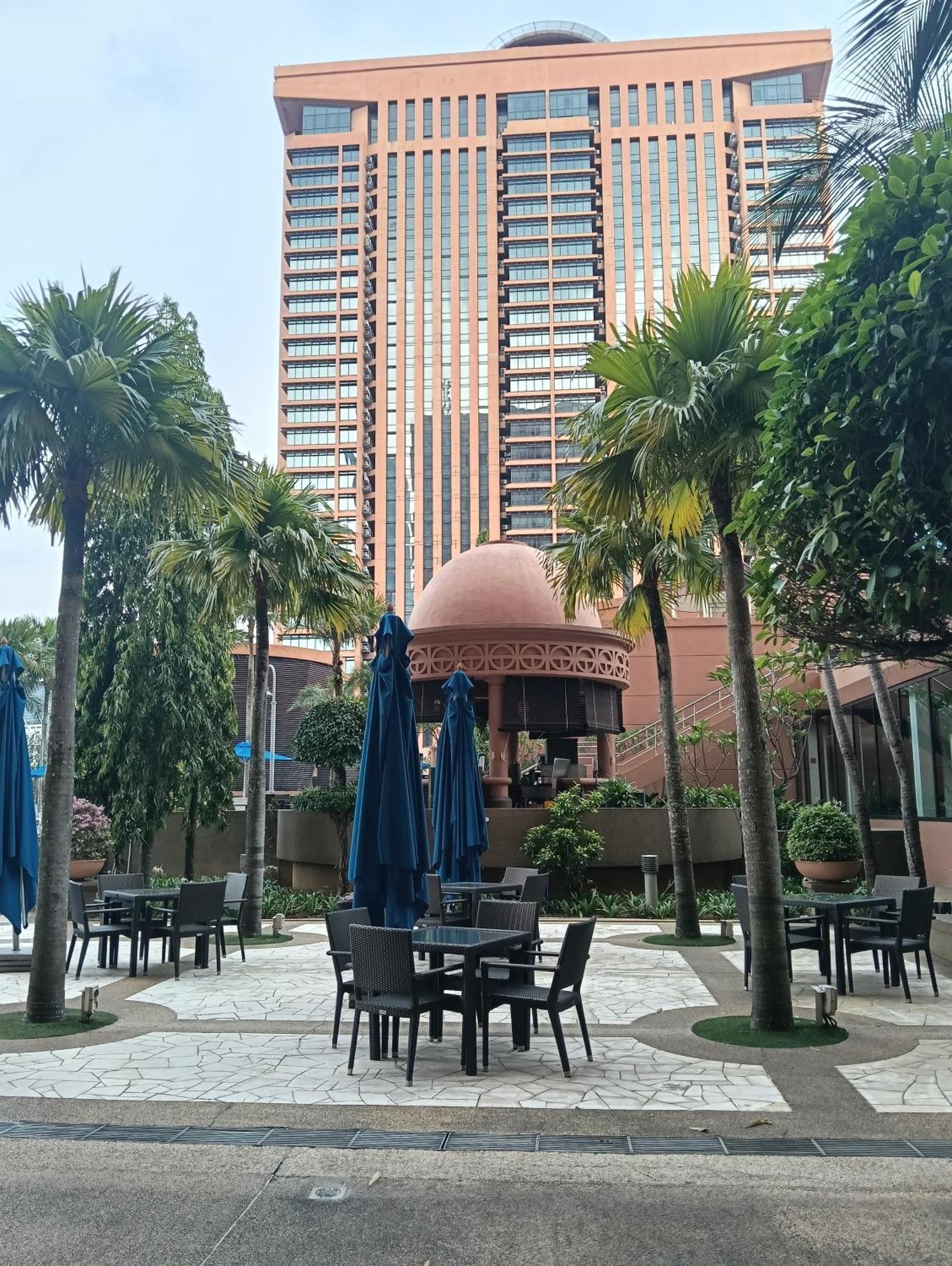 Services Star At Times Square Apartment *
