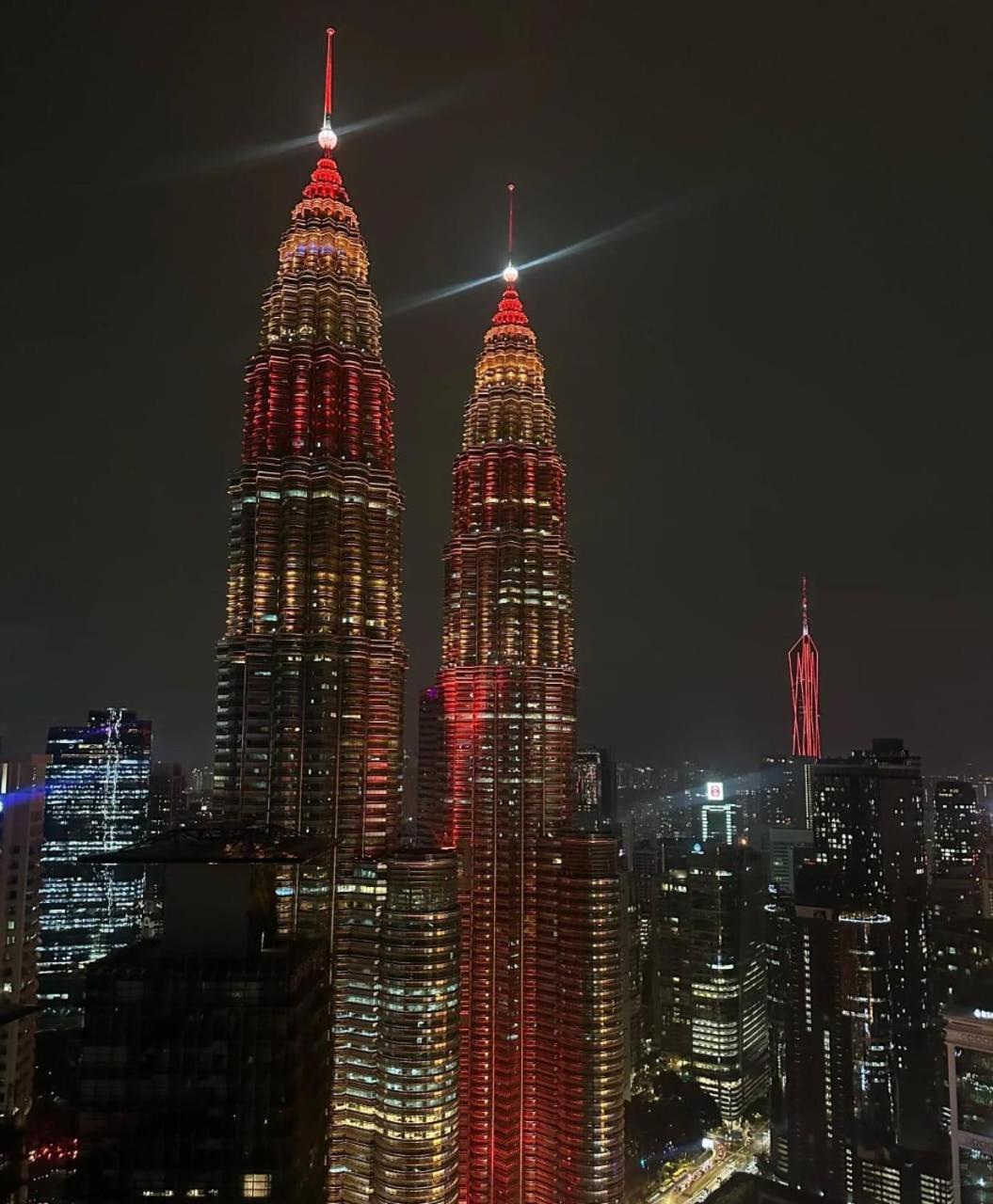 Star One 1r1b Klcc *