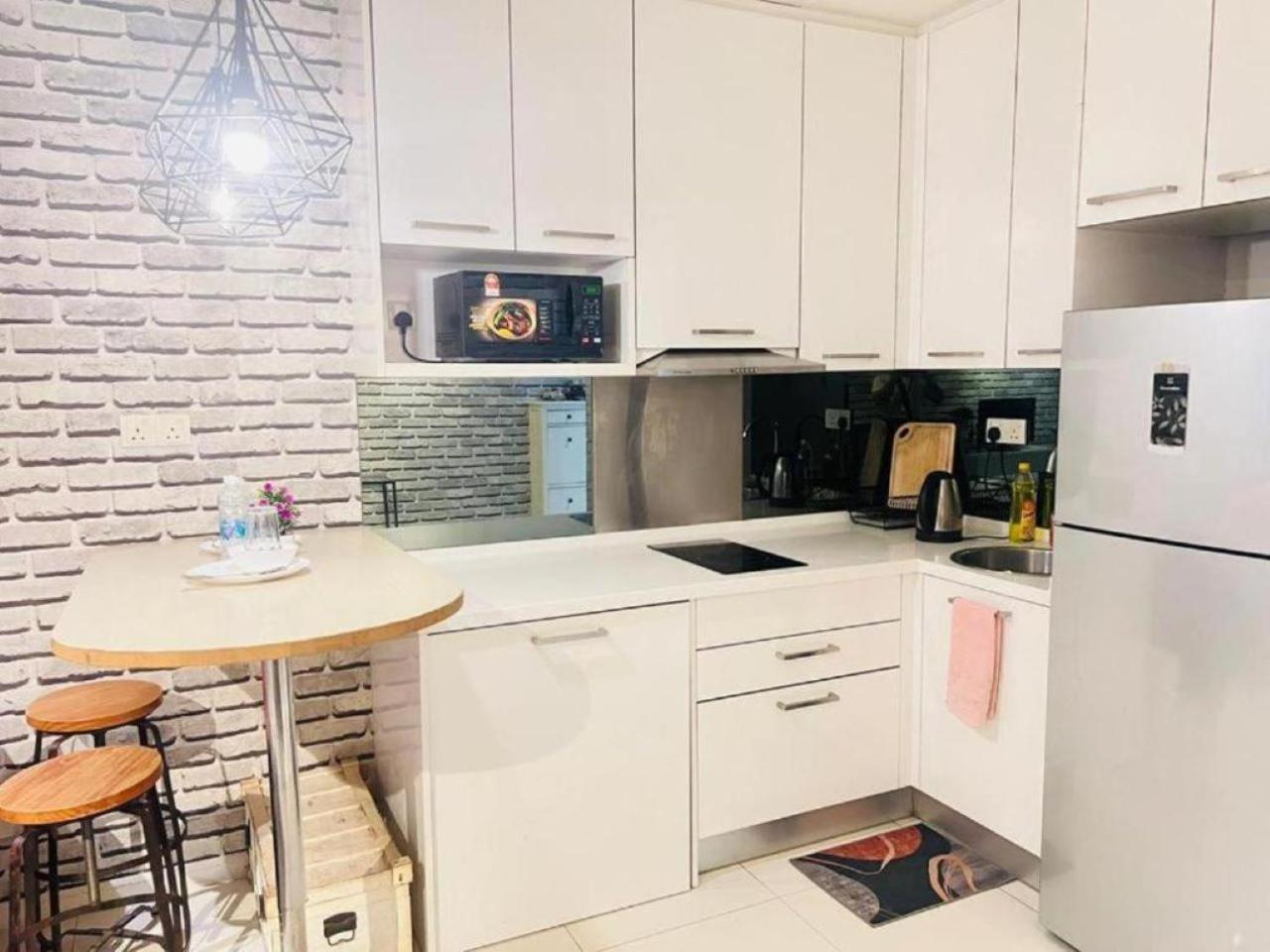 Mercu Summer By Elite Apartment *
