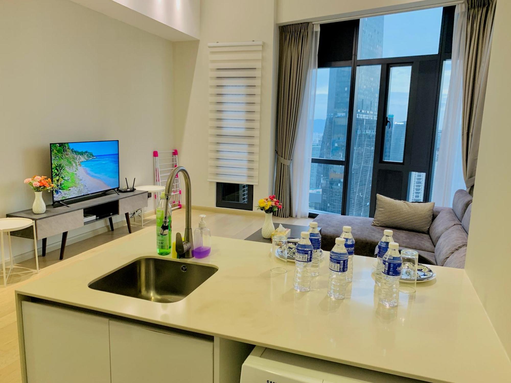 Apartment Well-shaped At Star Klcc *
