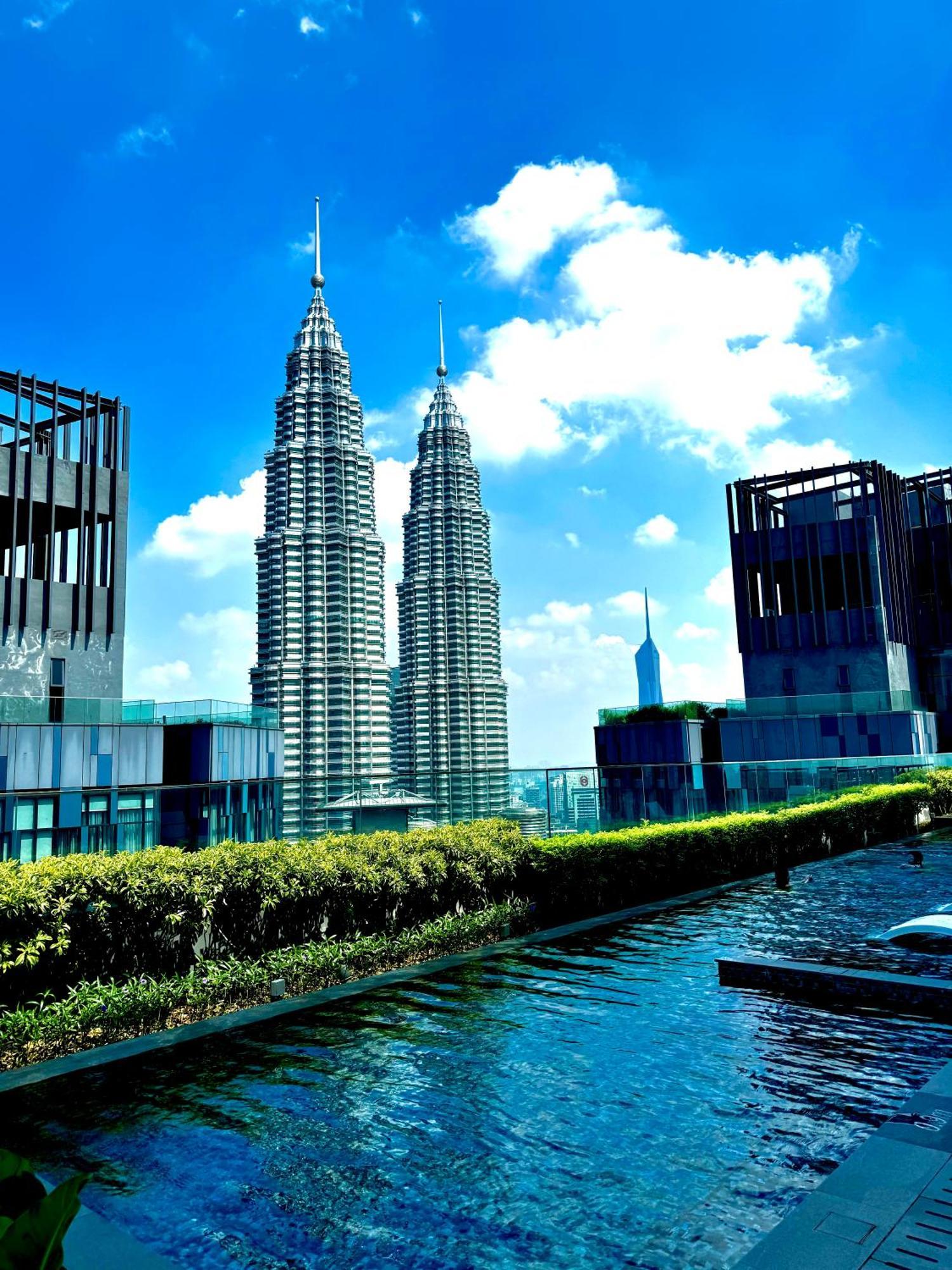 Apartment The Klcc At Star Sky Pools