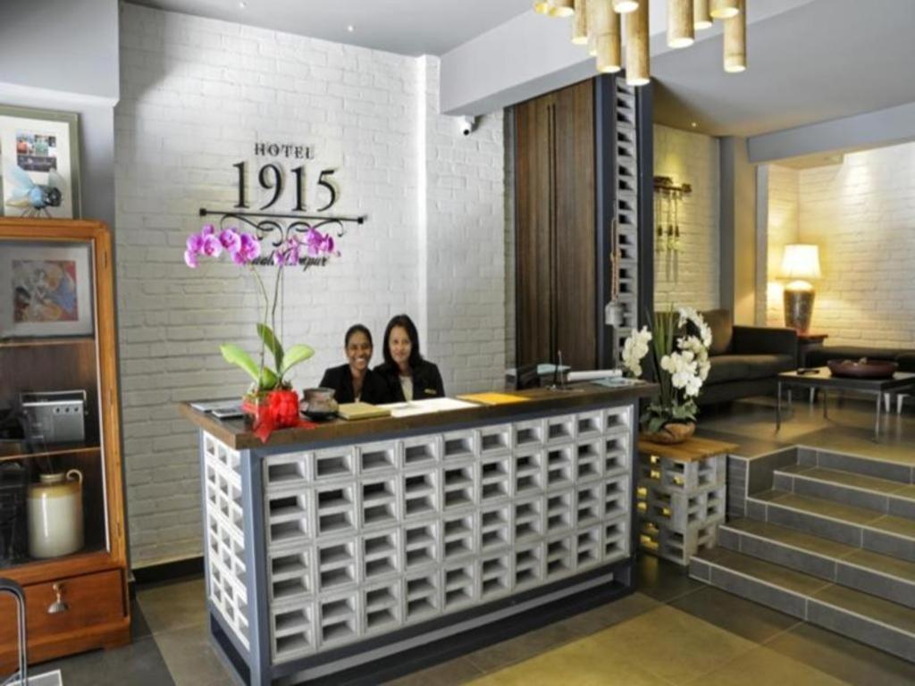 1915 Hotel 2*