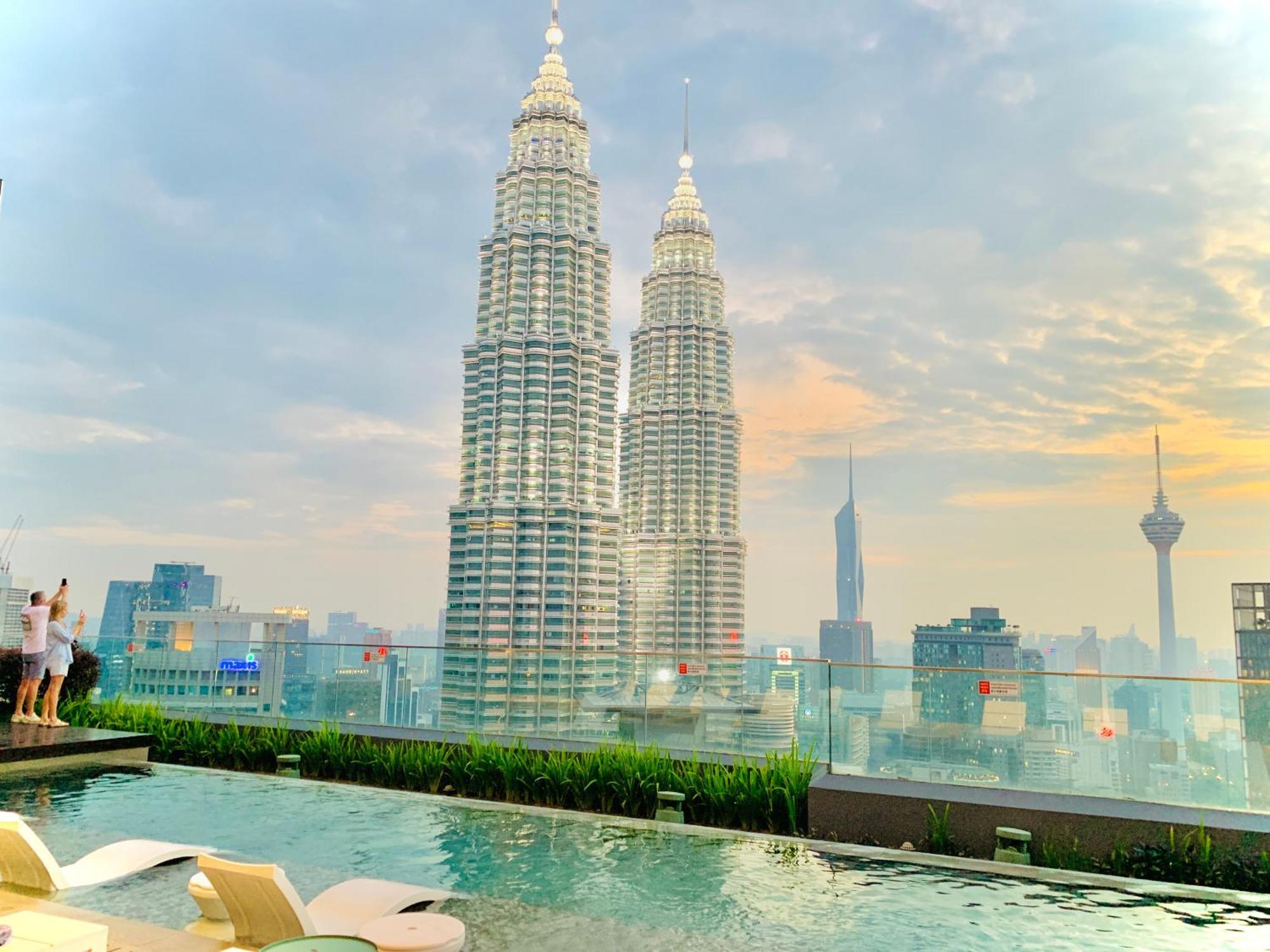 Apartment Well-shaped At Star Klcc *