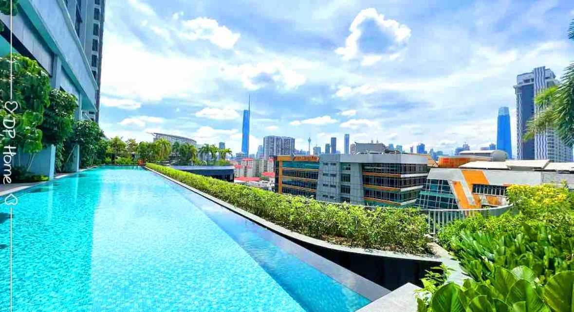 Luxury Kl Center 6-8pax Trx-velocity-ikea Apartment Kuala Lumpur