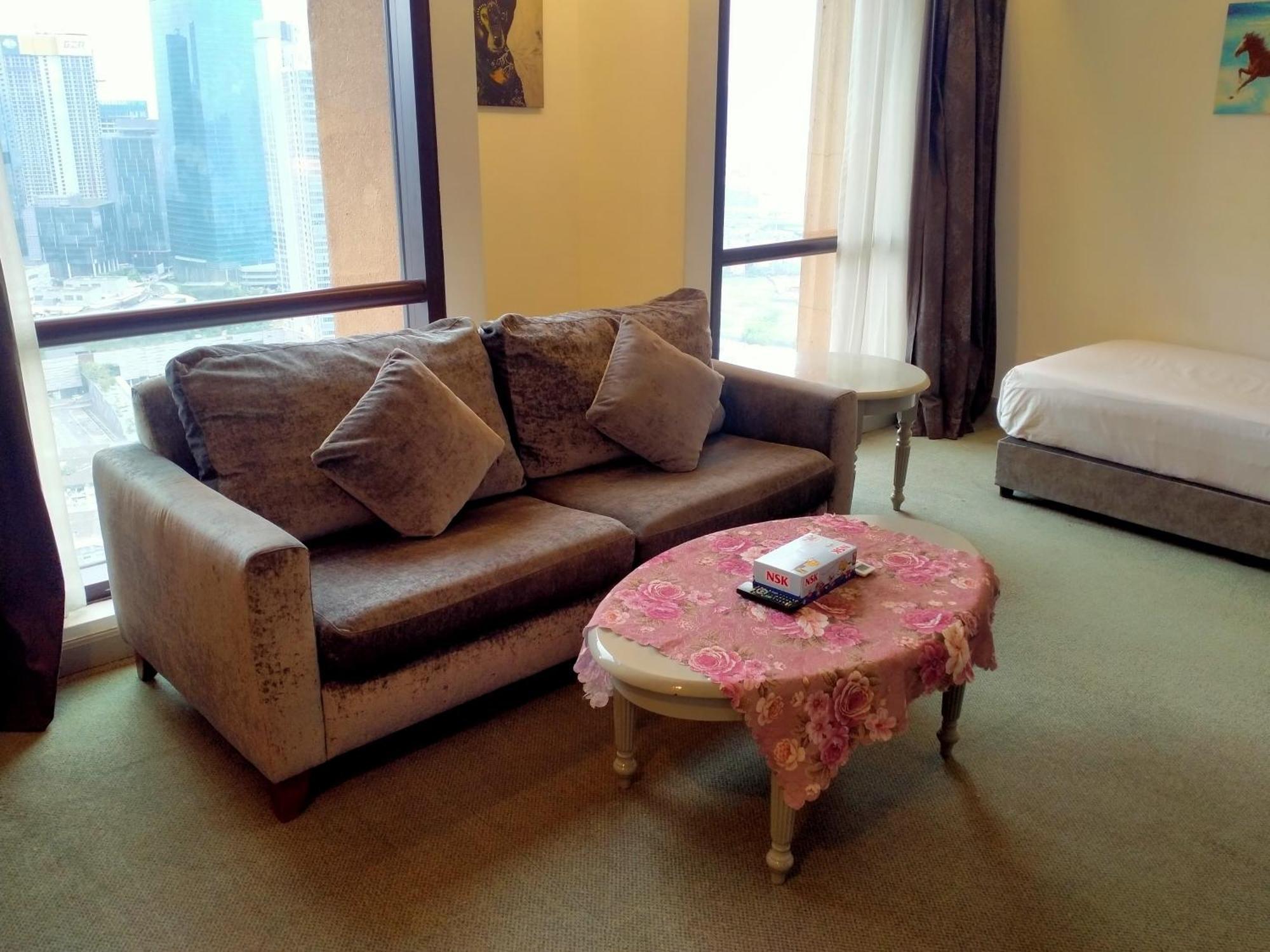 Plaza Service Times Square Apartment *