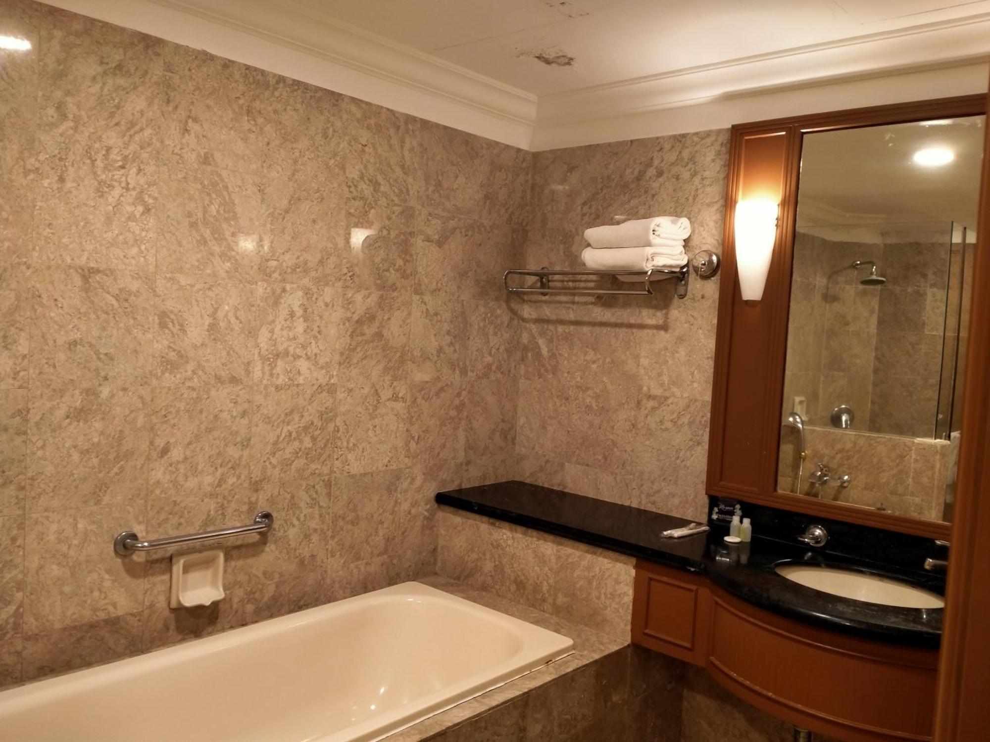 Plaza Service Times Square Apartment