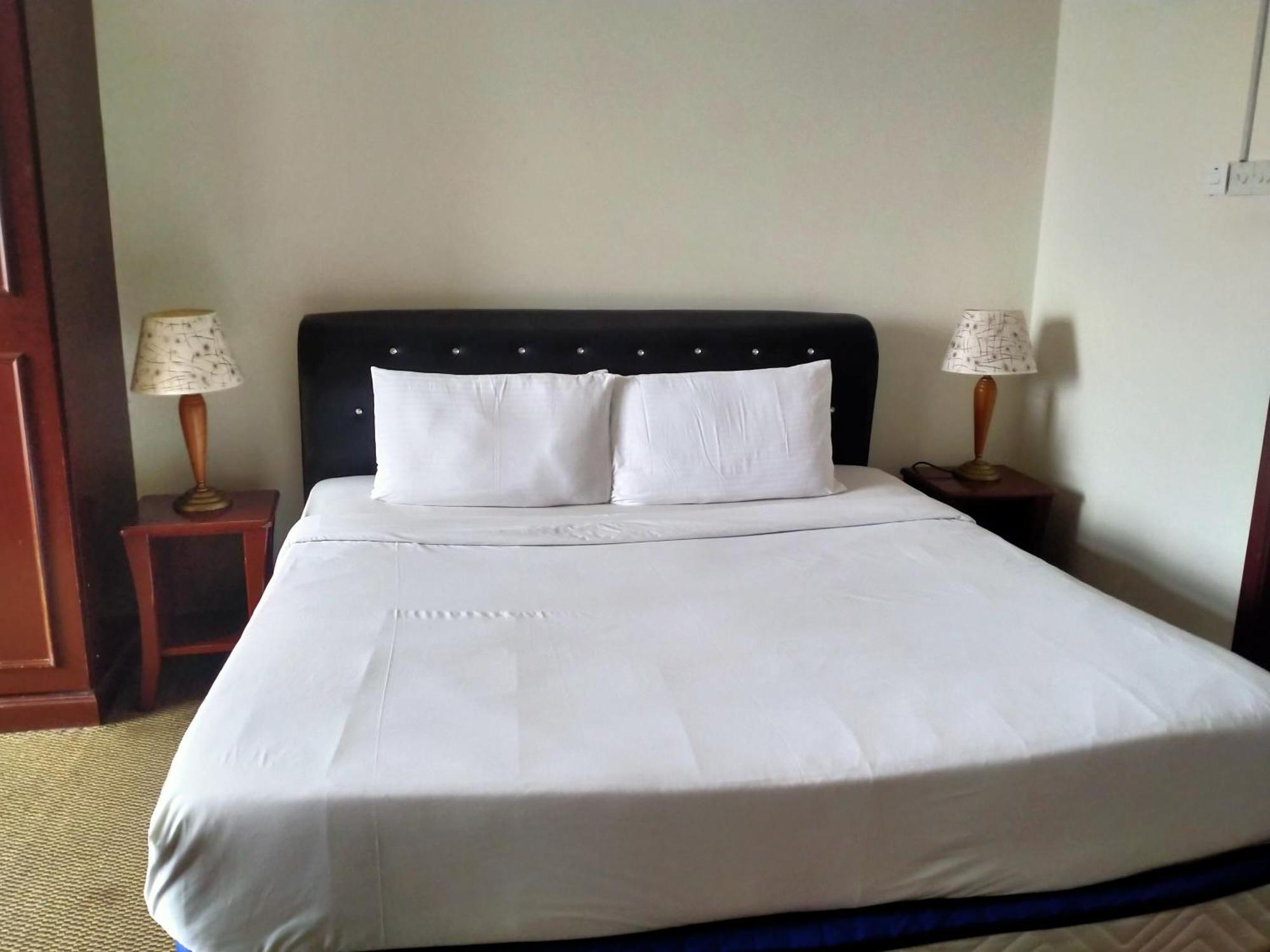 Apartemen Plaza Service Times Square *